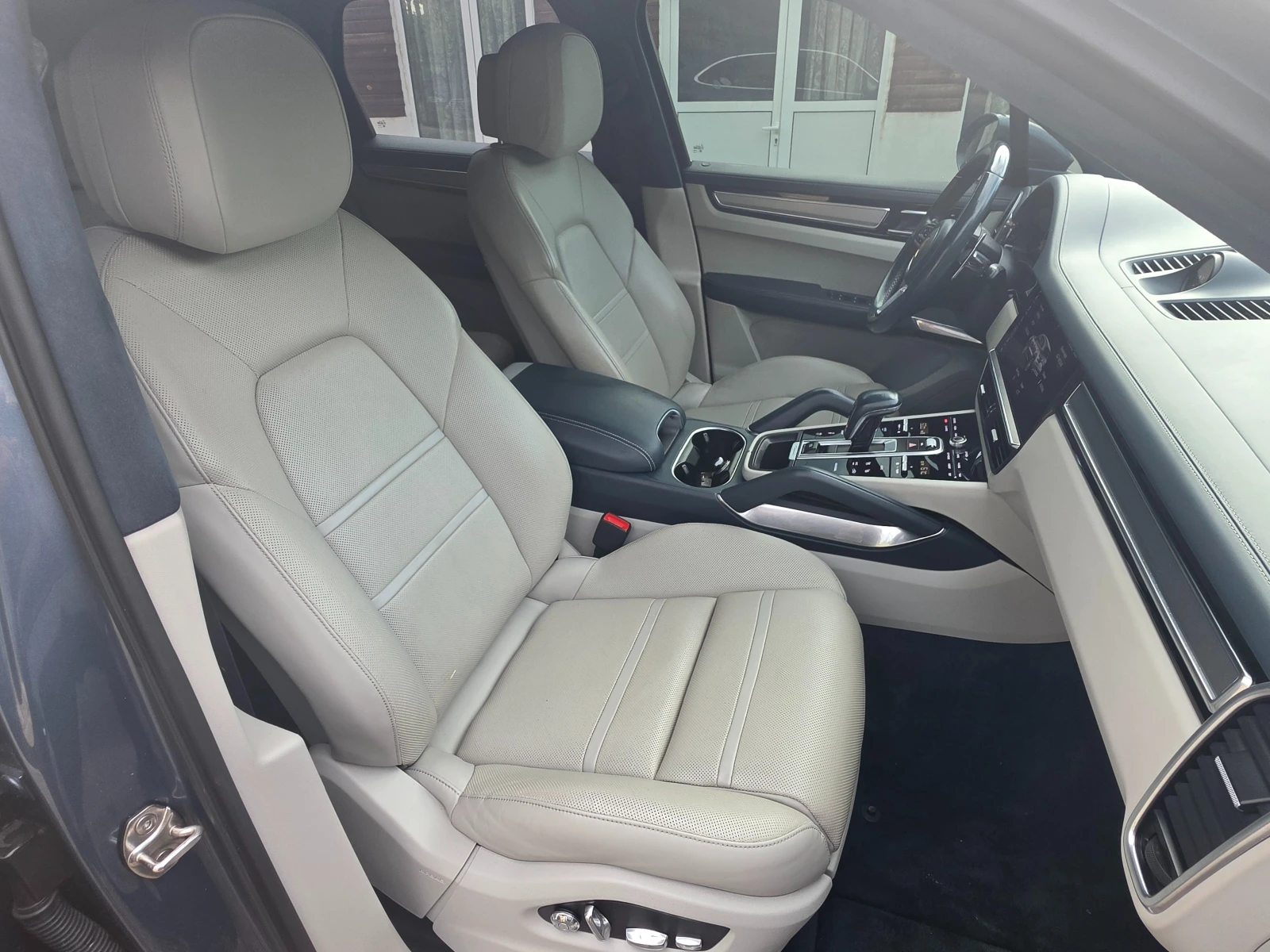 Porsche Cayenne Turbo, снимка 7 - Автомобили и джипове - 54766534
