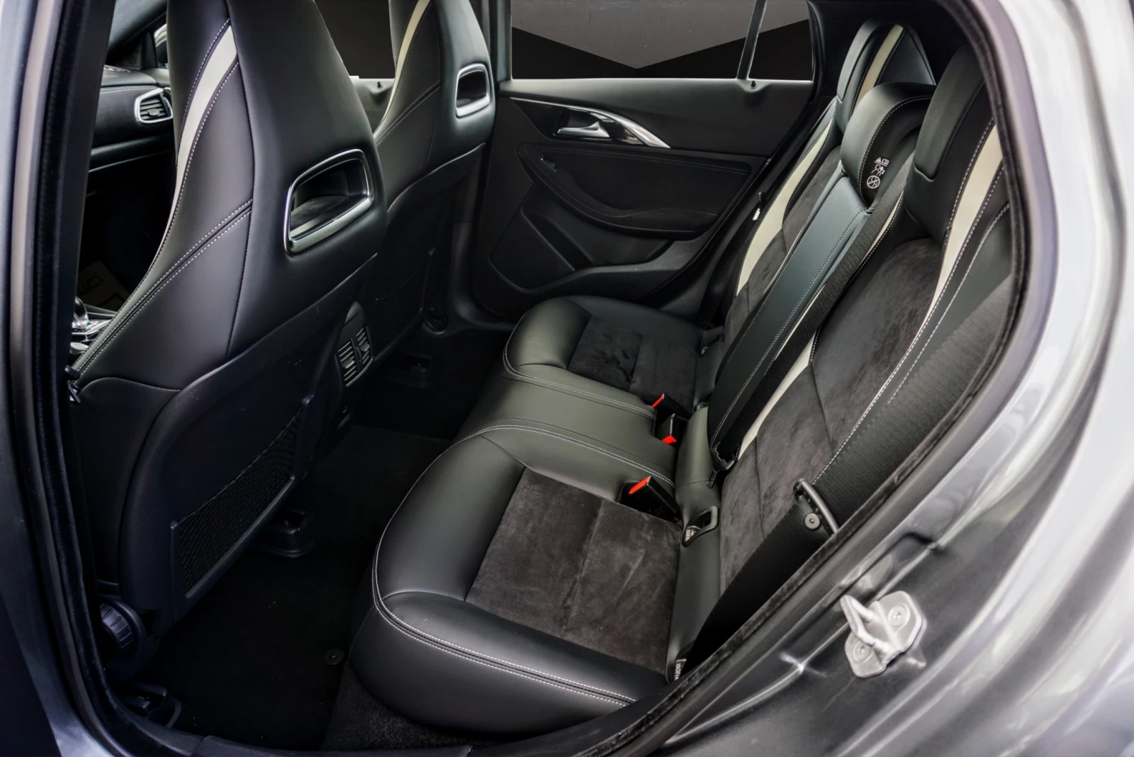 Infiniti Q30 S 2.2D SPORT DCT | Mobile.bg � ����������� 15