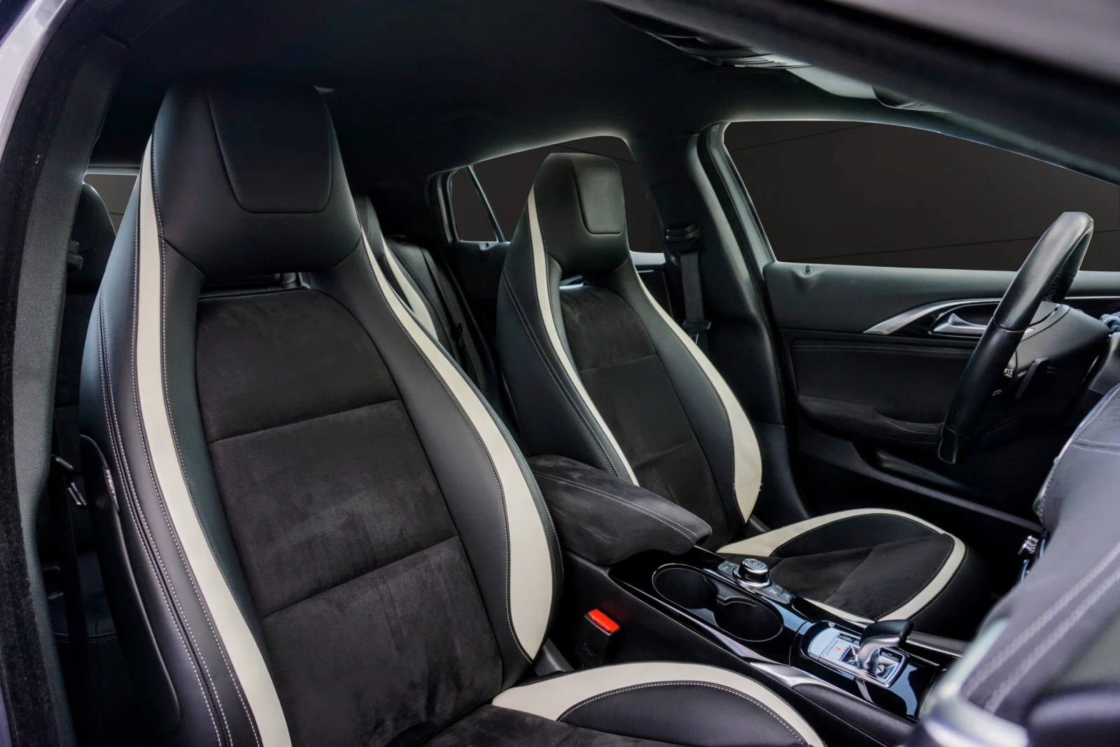 Infiniti Q30 S 2.2D SPORT DCT | Mobile.bg � ����������� 12