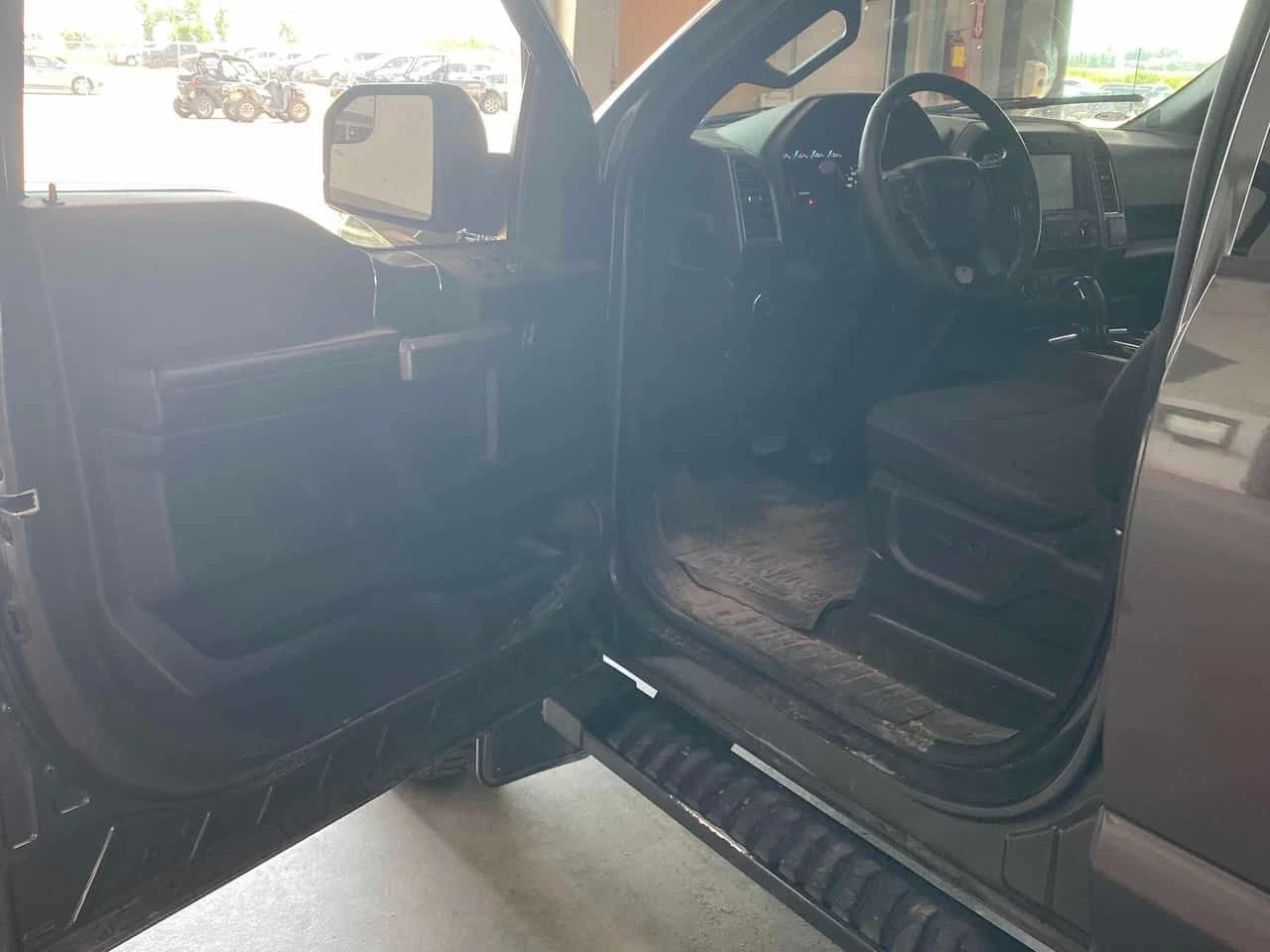 Ford F150 XLT 4WD SuperCrew 5.5' Box / CARFAX / �������� | Mobile.bg � ����������� 10