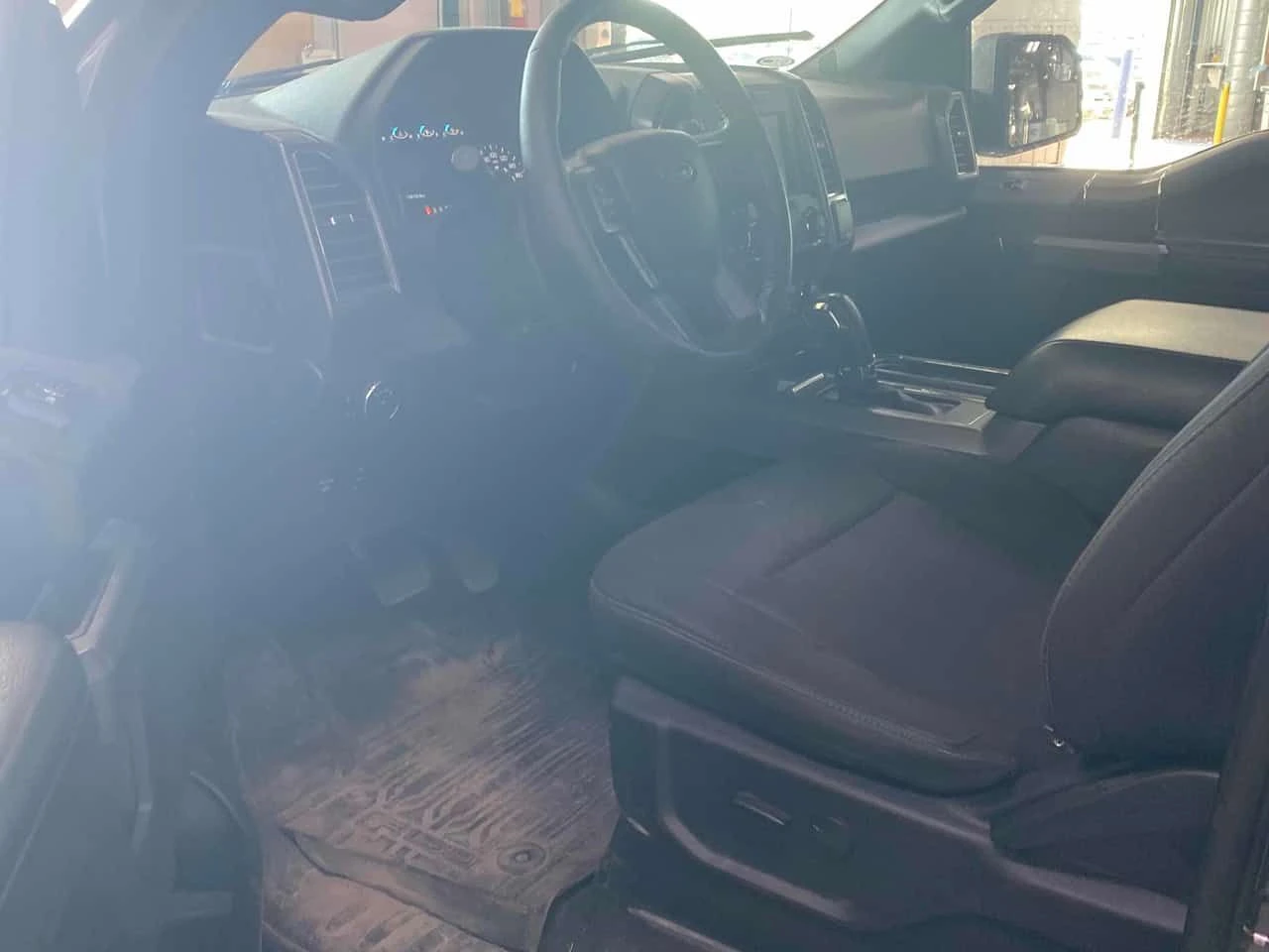 Ford F150 XLT 4WD SuperCrew 5.5' Box / CARFAX / �������� | Mobile.bg � ����������� 5