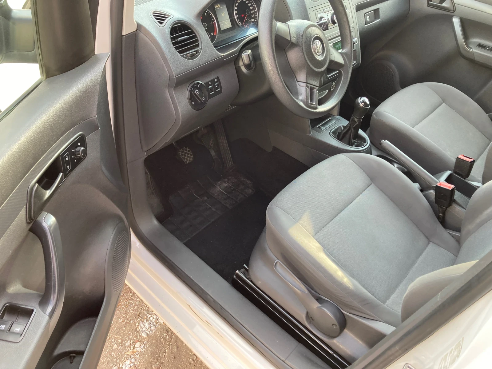 VW Caddy MAXI /1, 6-TDI/105ps/2015/Klima/Germany - изображение 9