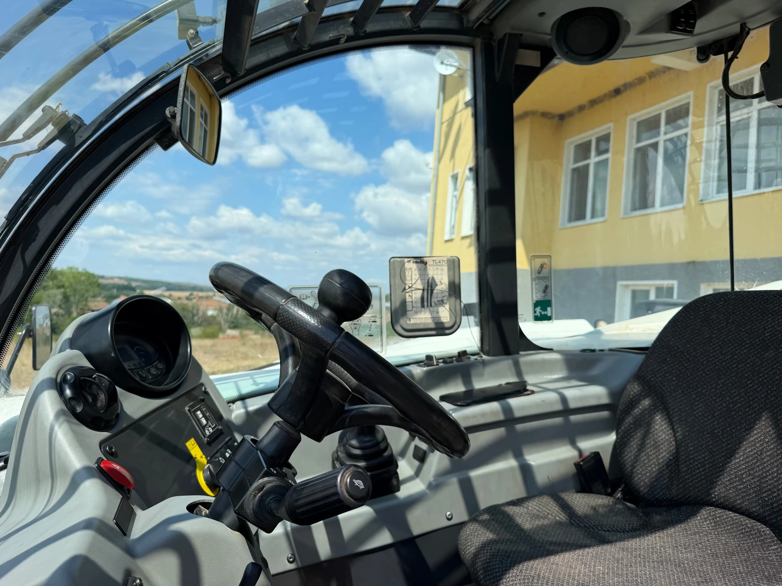 Телескопичен товарач Bobcat TL 470 HIGH FLOW ЛИЗИНГ, снимка 9 - Селскостопанска техника - 55728773