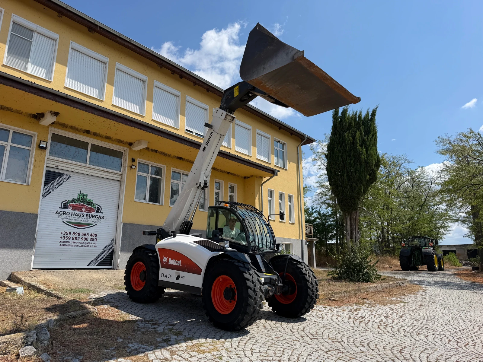 Телескопичен товарач Bobcat TL 470 HIGH FLOW ЛИЗИНГ, снимка 16 - Селскостопанска техника - 55728773