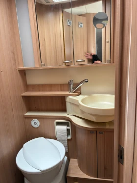 Кемпер Burstner Ixeo 734, снимка 14