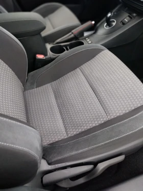 Toyota Auris 1.8 HSD Хибрид - 10100 € / 19753.88 лв. - 38431867 6