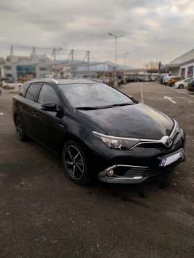Toyota Auris 1.8 HSD Хибрид - 10100 € / 19753.88 лв. - 38431867 3