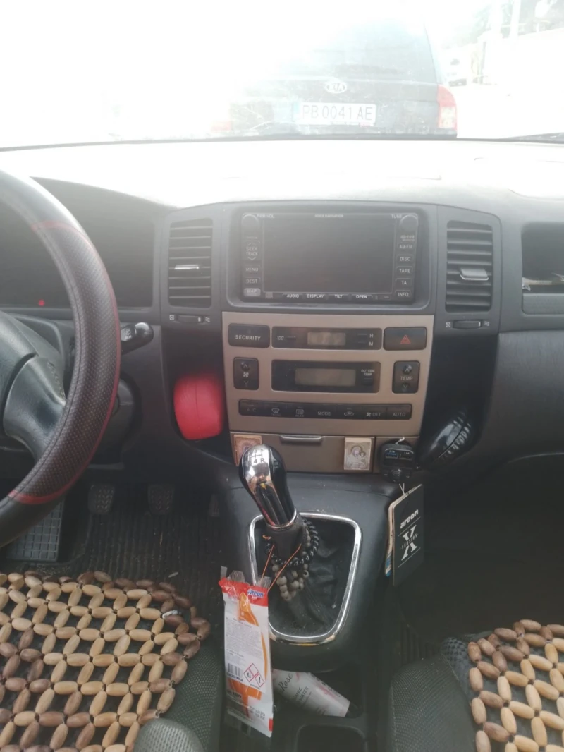 Toyota Corolla verso, снимка 4 - Автомобили и джипове - 48431783