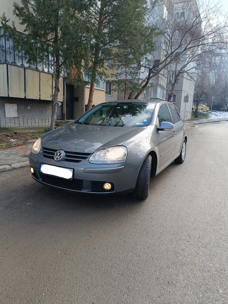 VW Golf, снимка 1 - Автомобили и джипове - 48572894