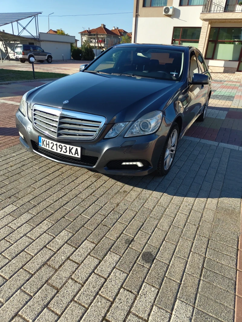 Mercedes-Benz E 350, снимка 1 - Автомобили и джипове - 48726632