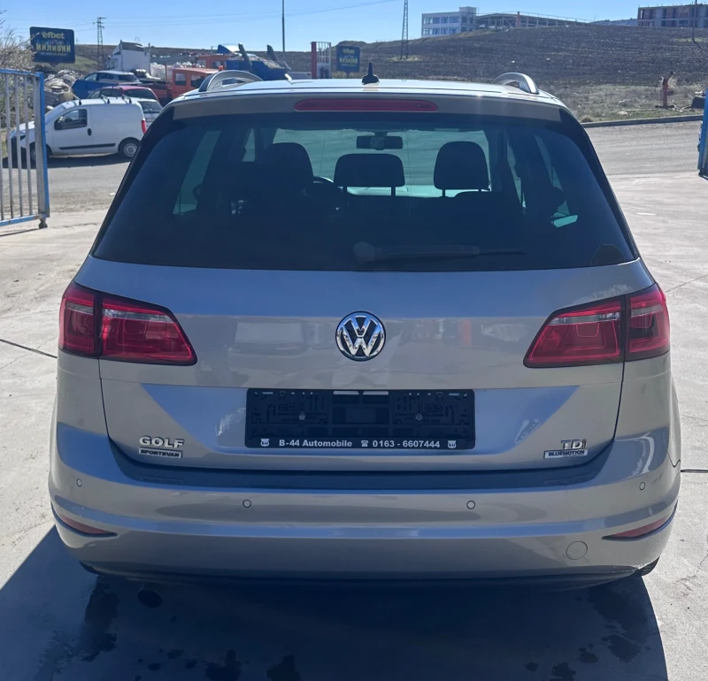 VW Sportsvan Golf VII 1.6TDi LOUNGE DSG , снимка 5 - Автомобили и джипове - 49573937