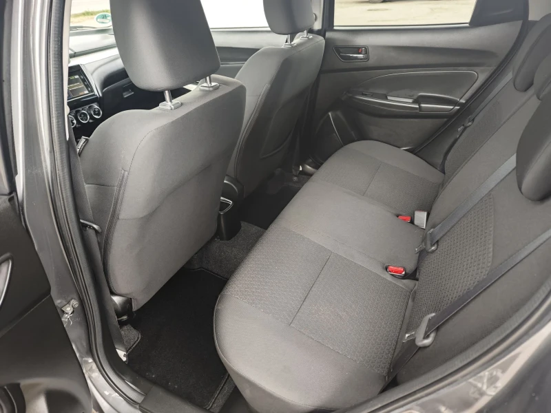 Suzuki Swift Hybrid , снимка 16 - Автомобили и джипове - 49762335