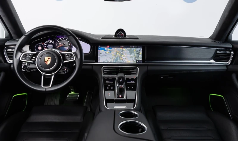 Porsche Panamera GTS* SPORT-TURISMO* PANO* DISTR* 360* BOSE* MEMORY, снимка 12 - Автомобили и джипове - 52476992