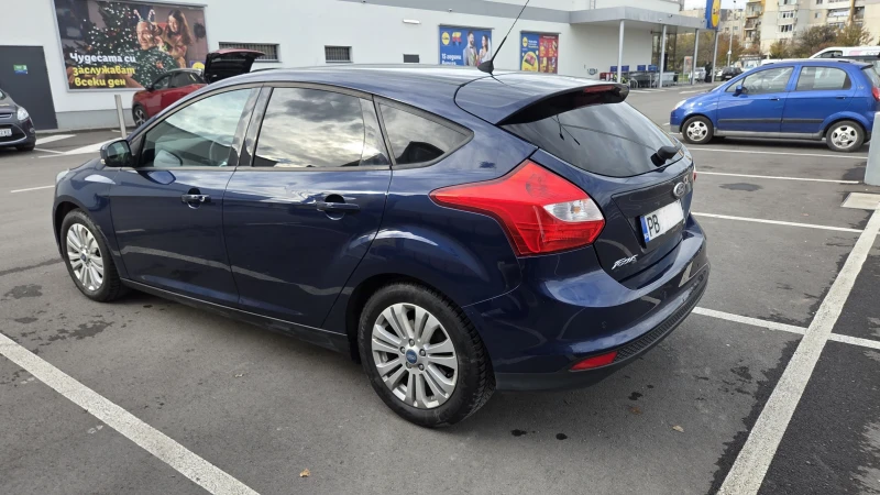 Ford Focus ti-vct, снимка 9 - Автомобили и джипове - 52526355