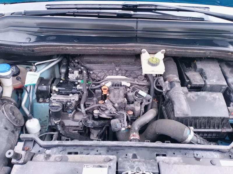 Citroen C4 Picasso, снимка 2 - Автомобили и джипове - 53174552