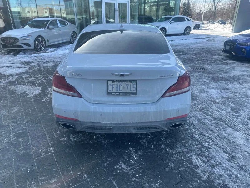 Genesis G70 * 3.3T Sport * DISTRONIC* ОБДУХВАНЕ* ПАНОРМА* , снимка 4 - Автомобили и джипове - 53507342