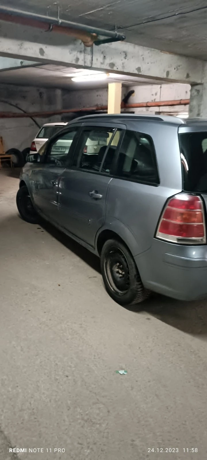 Opel Zafira 1.6 Метан + Газ, снимка 2 - Автомобили и джипове - 48637724