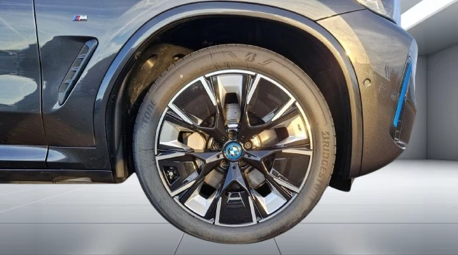 BMW iX3 = M-Sport = Shadow Line Гаранция - изображение 5