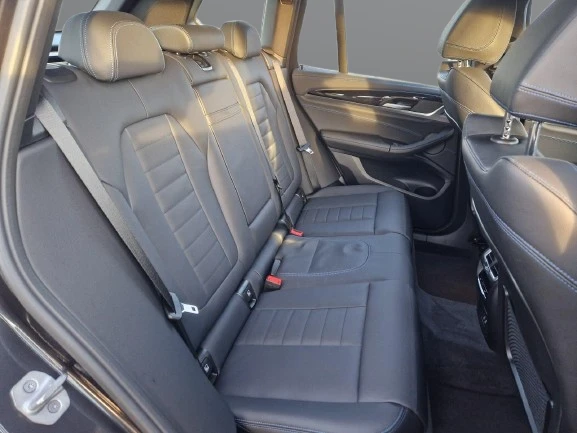 BMW iX3 = M-Sport = Shadow Line Гаранция - изображение 9