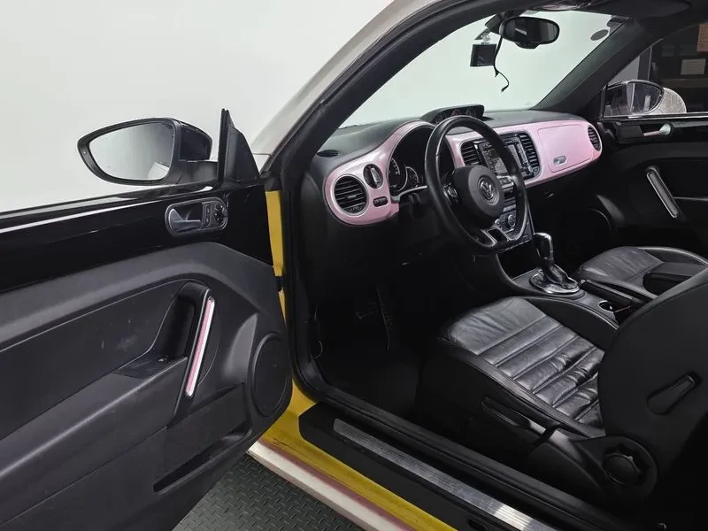 VW Beetle 2.0 TDI PREMIUM, снимка 10 - Автомобили и джипове - 55720258