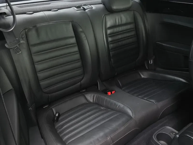 VW Beetle 2.0 TDI PREMIUM, снимка 12 - Автомобили и джипове - 55720258