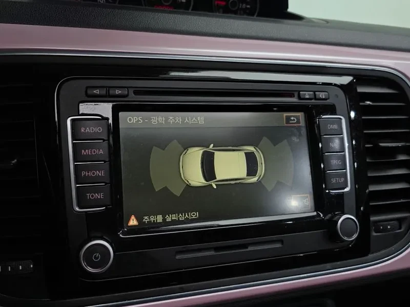 VW Beetle 2.0 TDI PREMIUM, снимка 15 - Автомобили и джипове - 55720258
