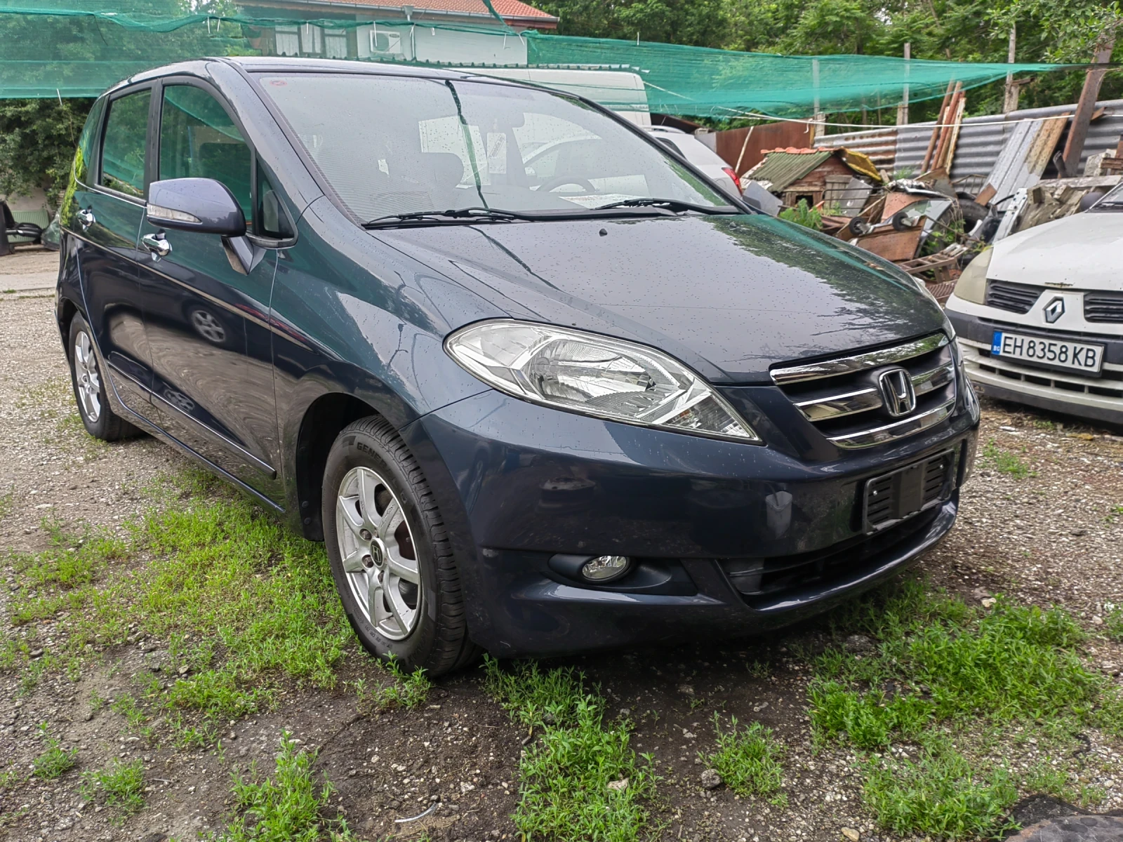 Honda Fr-v 1.7 i-vtec - изображение 4