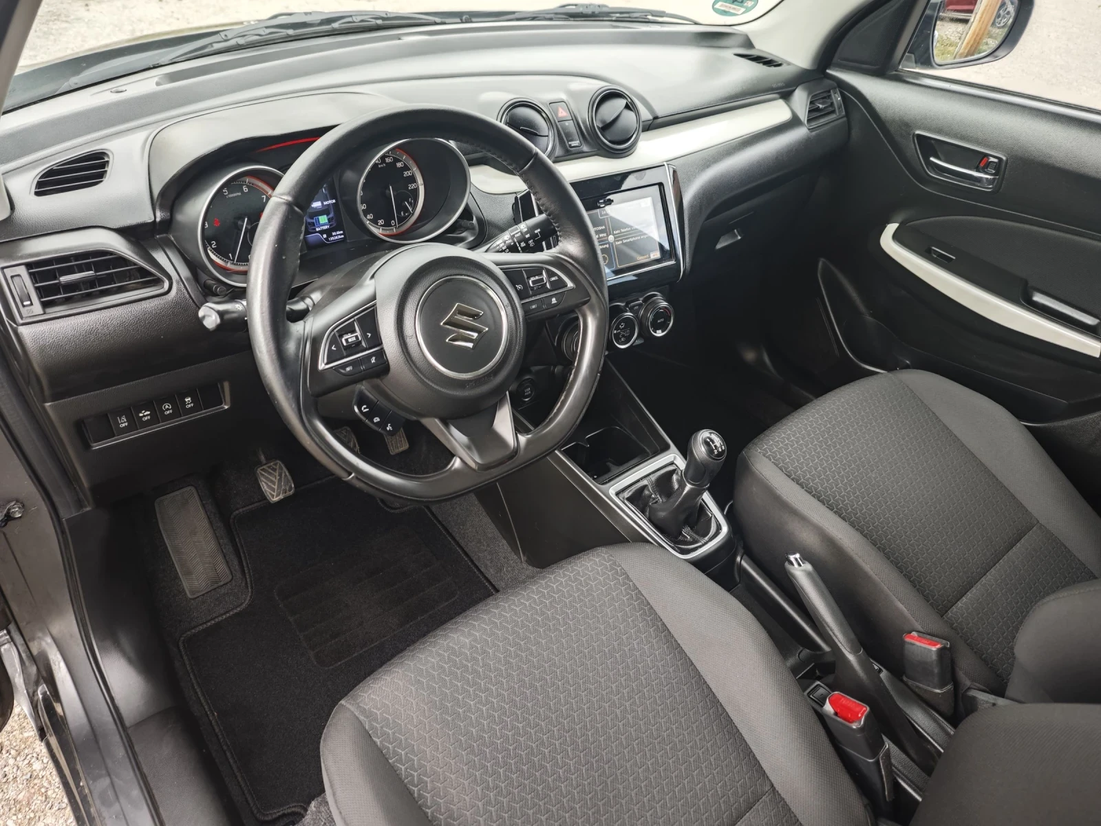 Suzuki Swift Hybrid  | Mobile.bg   12