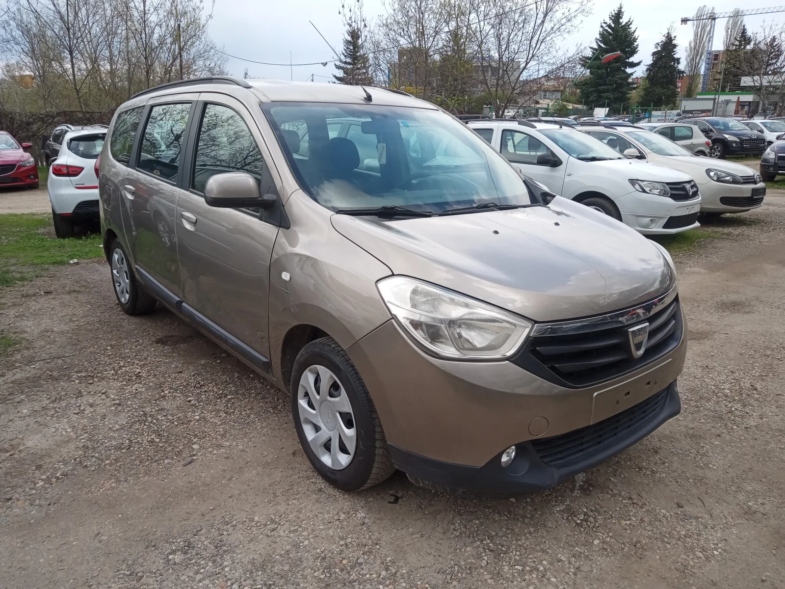 Dacia Lodgy 1.6i-84ps, LPG, , ! - изображение 2