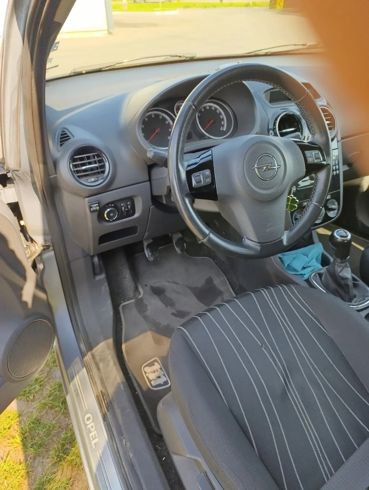 Opel Corsa  - изображение 6