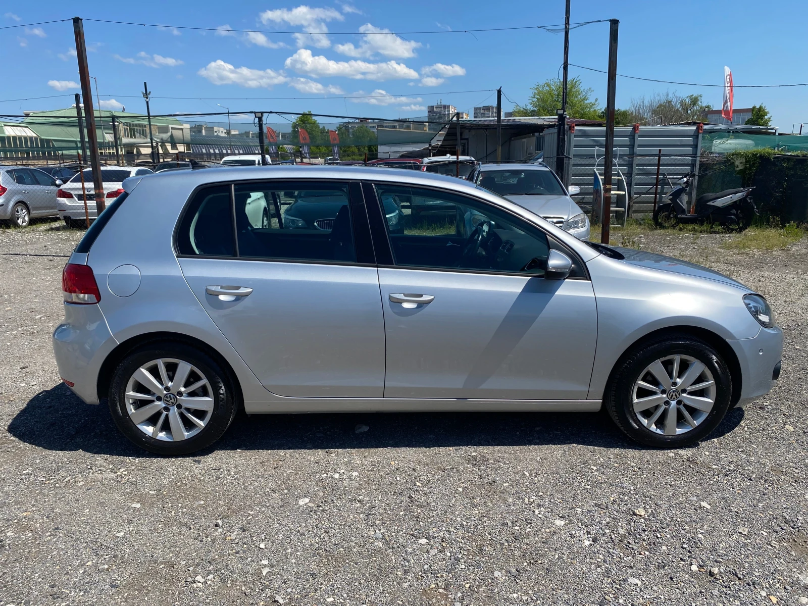 VW Golf 1.4TSI DSG* ПОДГРЕВ* XENON* NAVI* LED - изображение 2