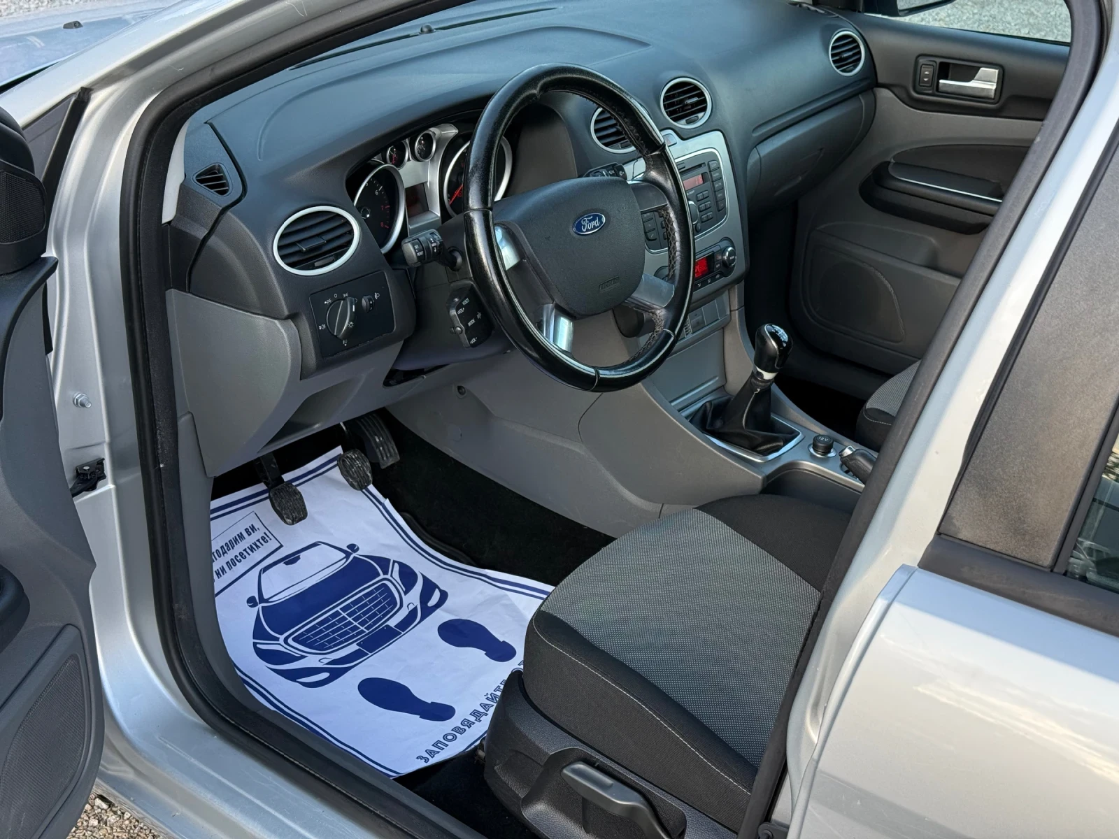 Ford Focus 1.6i 101к.с * Климатроник* * Face-Lift*  - изображение 9