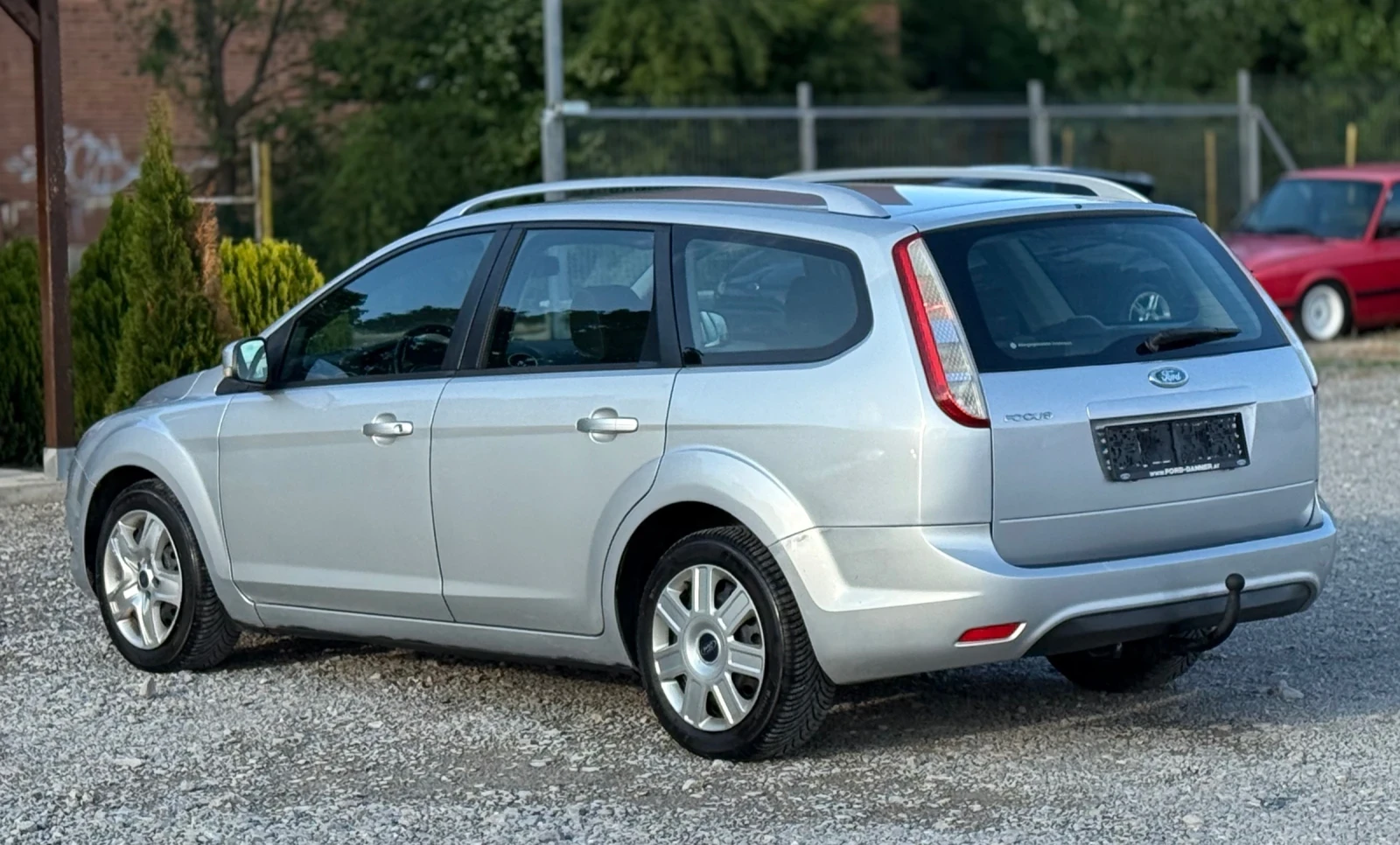 Ford Focus 1.6i 101к.с * Климатроник* * Face-Lift*  - изображение 4