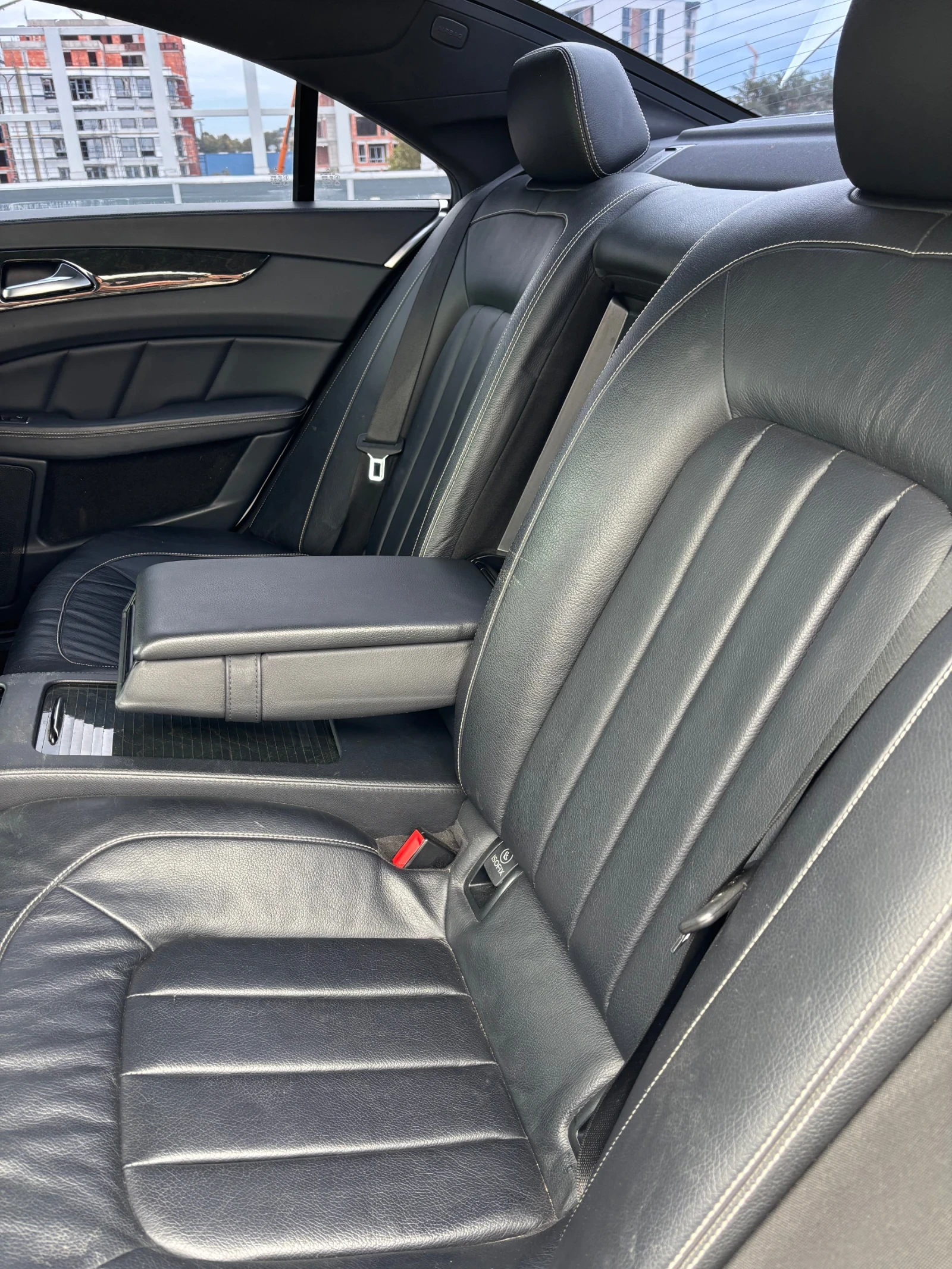 Mercedes-Benz CLS 500  - изображение 5