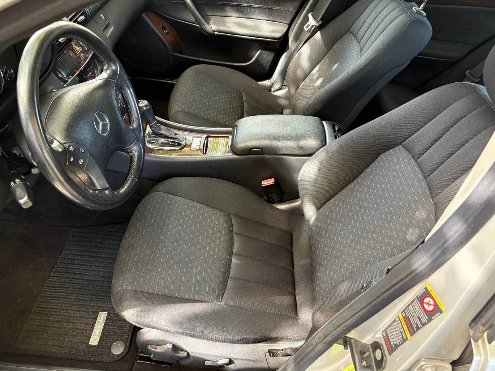 Mercedes-Benz C 220 2.2 НОВ ВНОС АВТОМАТИК - изображение 6