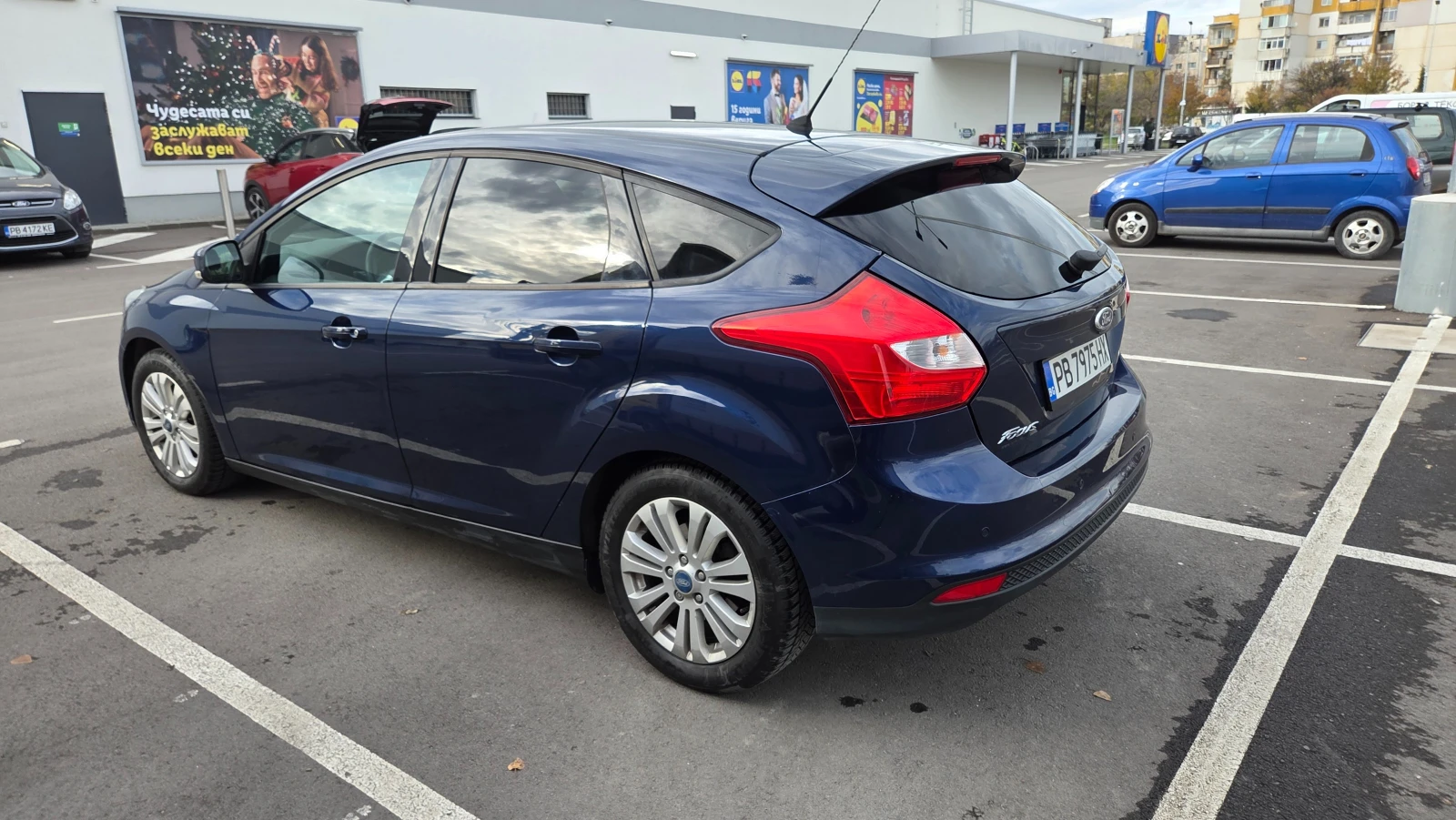 Ford Focus 1.6 ti-vct, снимка 8 - Автомобили и джипове - 52526355