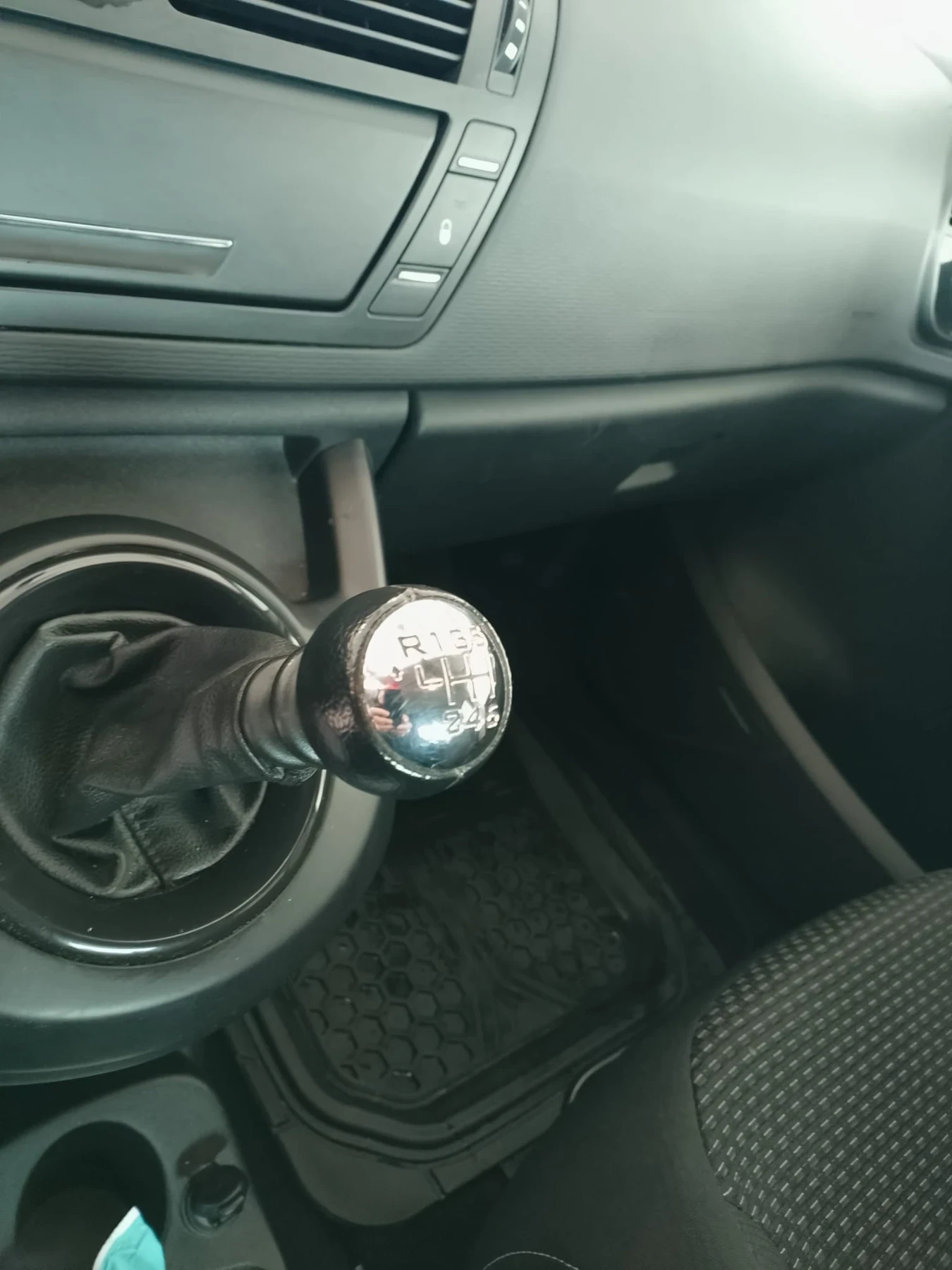 Citroen C4 Picasso  - изображение 8