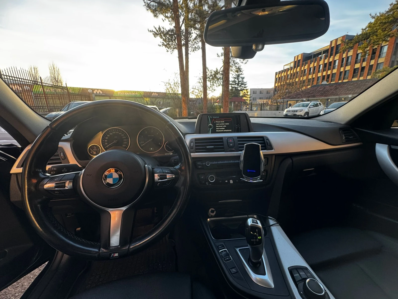 BMW 320 320d xDrive, снимка 4 - Автомобили и джипове - 53827227