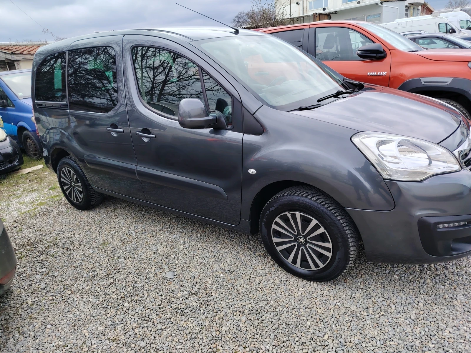 Peugeot Partner Tepee, снимка 3 - Автомобили и джипове - 53951488