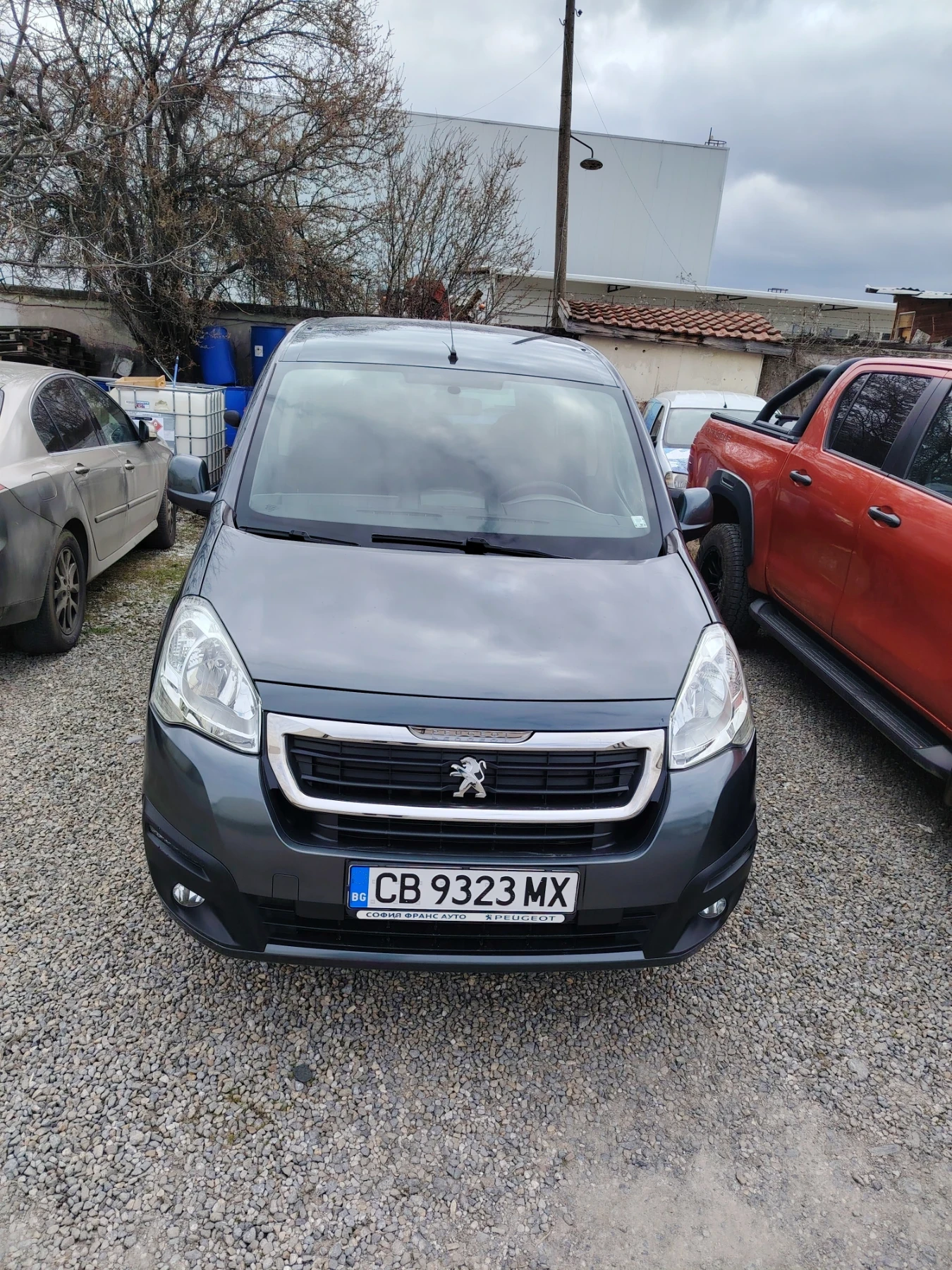 Peugeot Partner Tepee, снимка 2 - Автомобили и джипове - 53951488