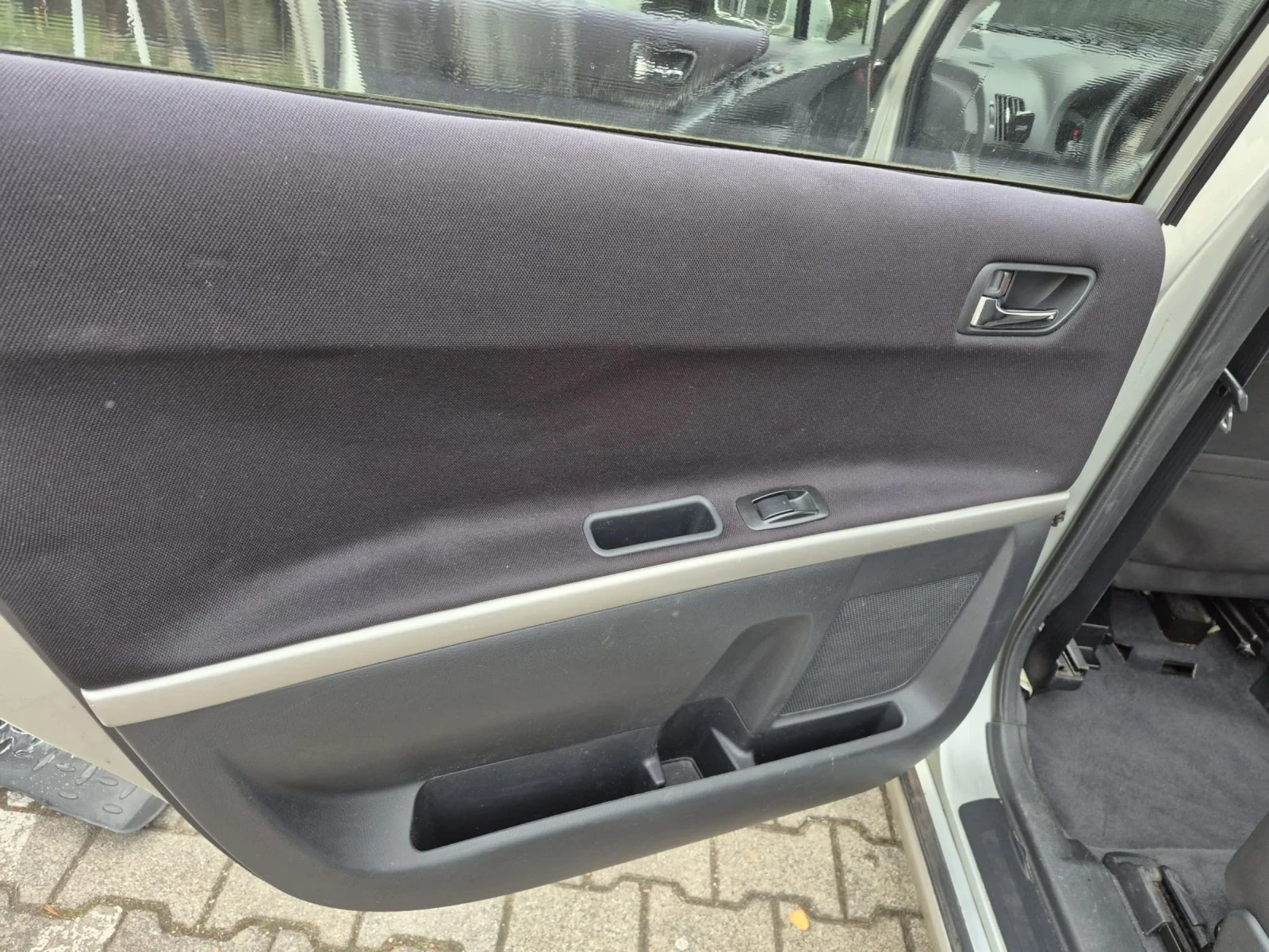 Toyota Corolla verso, снимка 7 - Автомобили и джипове - 53989105