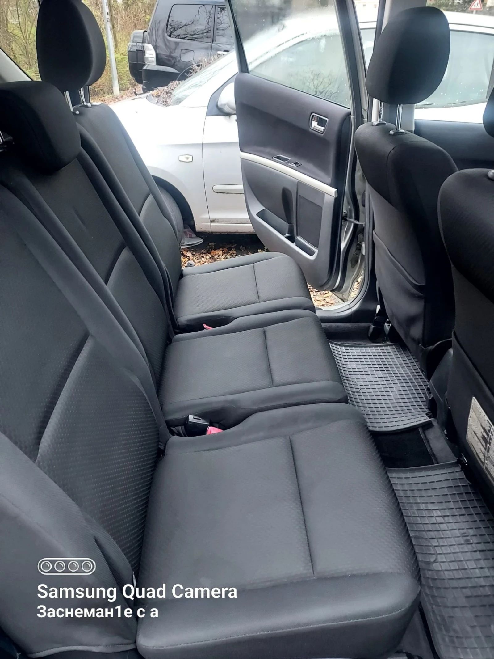 Toyota Corolla verso, снимка 3 - Автомобили и джипове - 53989105