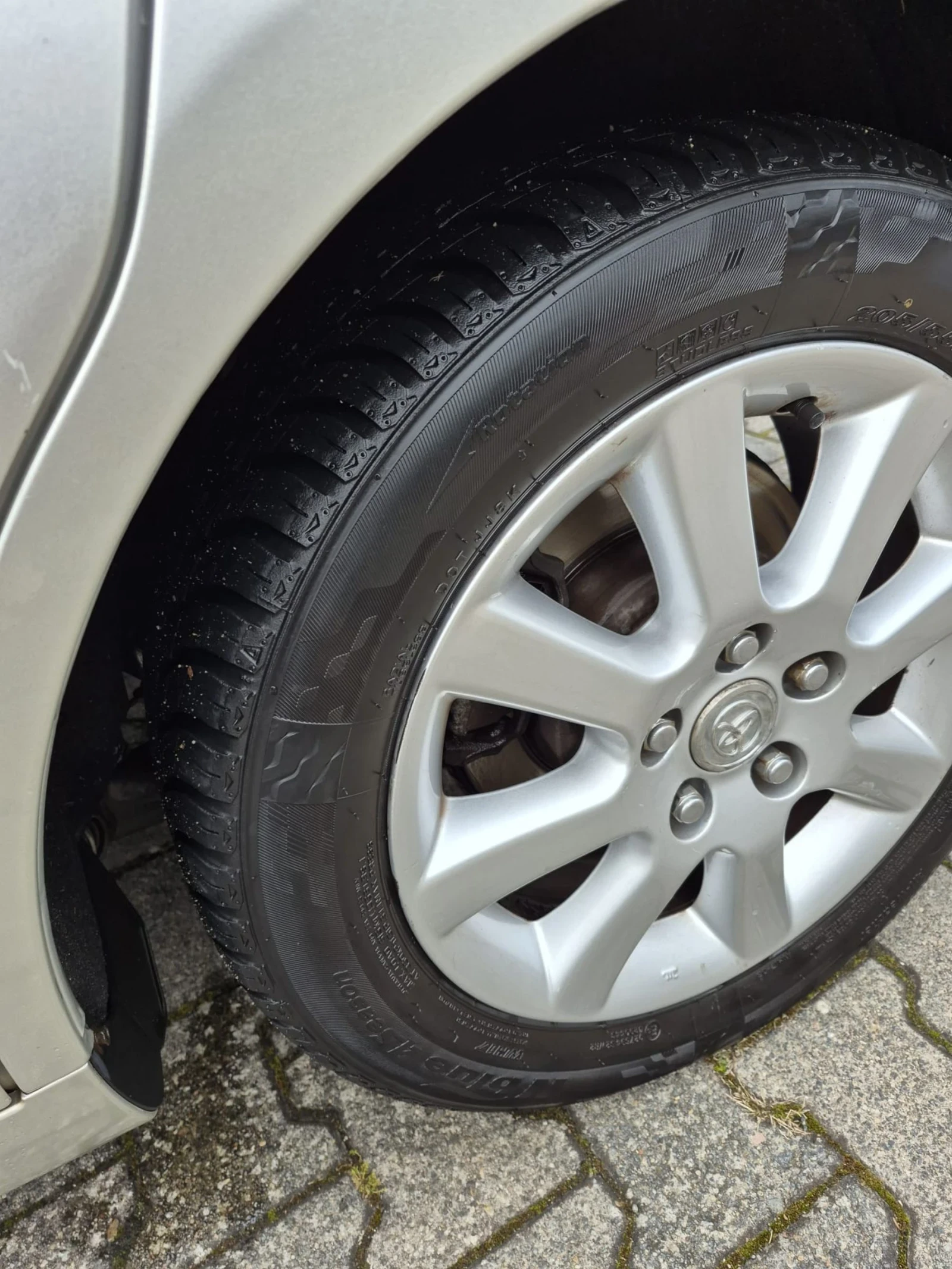 Toyota Corolla verso, снимка 15 - Автомобили и джипове - 53989105