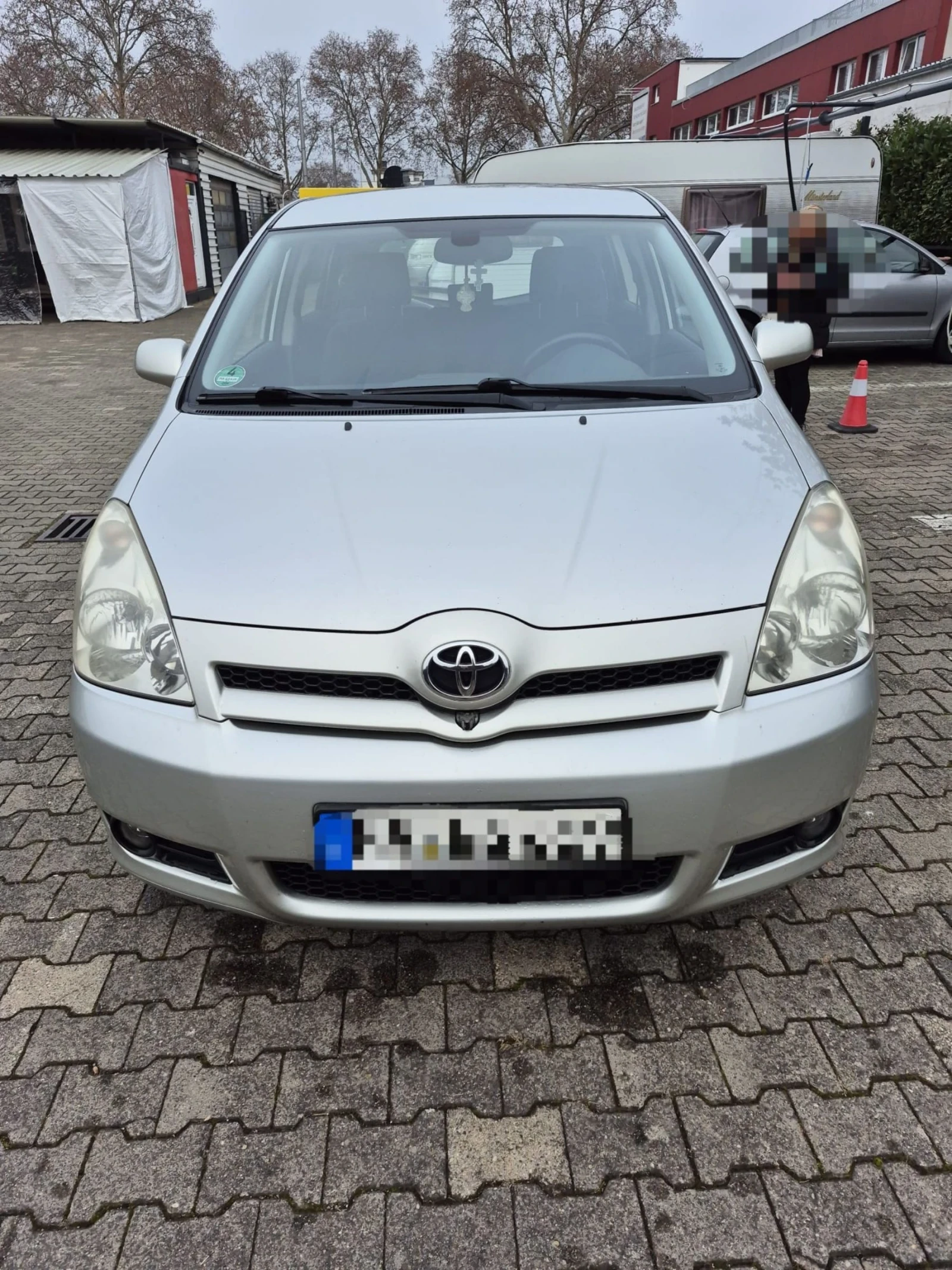 Toyota Corolla verso, снимка 12 - Автомобили и джипове - 53989105