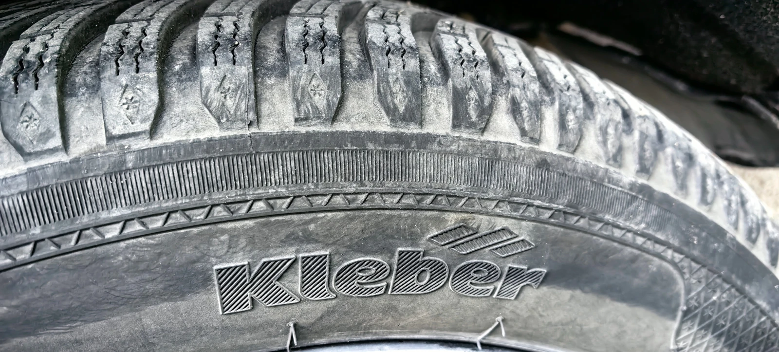 Toyota Avensis Т25, снимка 15 - Автомобили и джипове - 54042934