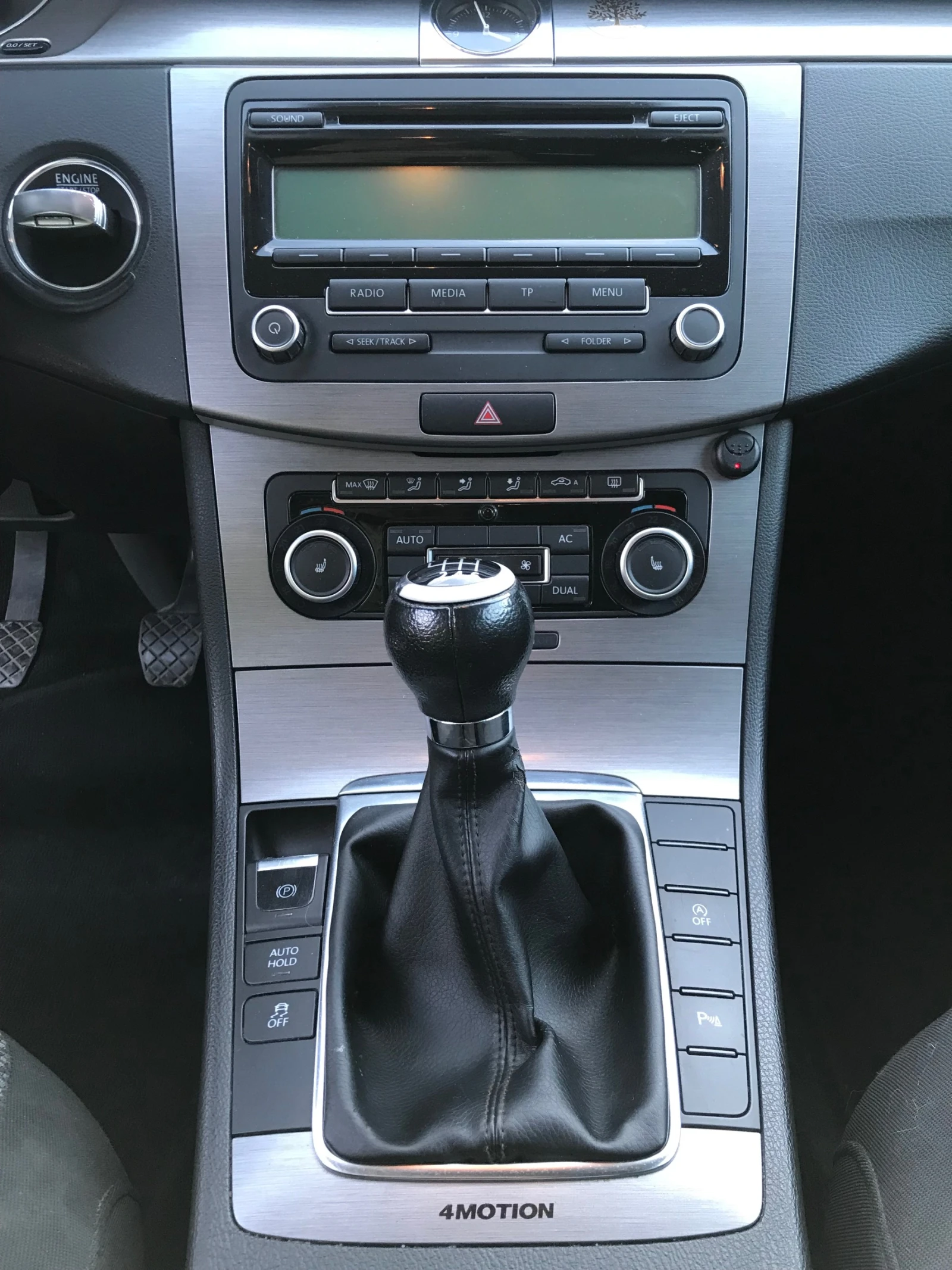 VW Passat 2, 0tdi.4x4, 140k., снимка 13 - Автомобили и джипове - 54130217