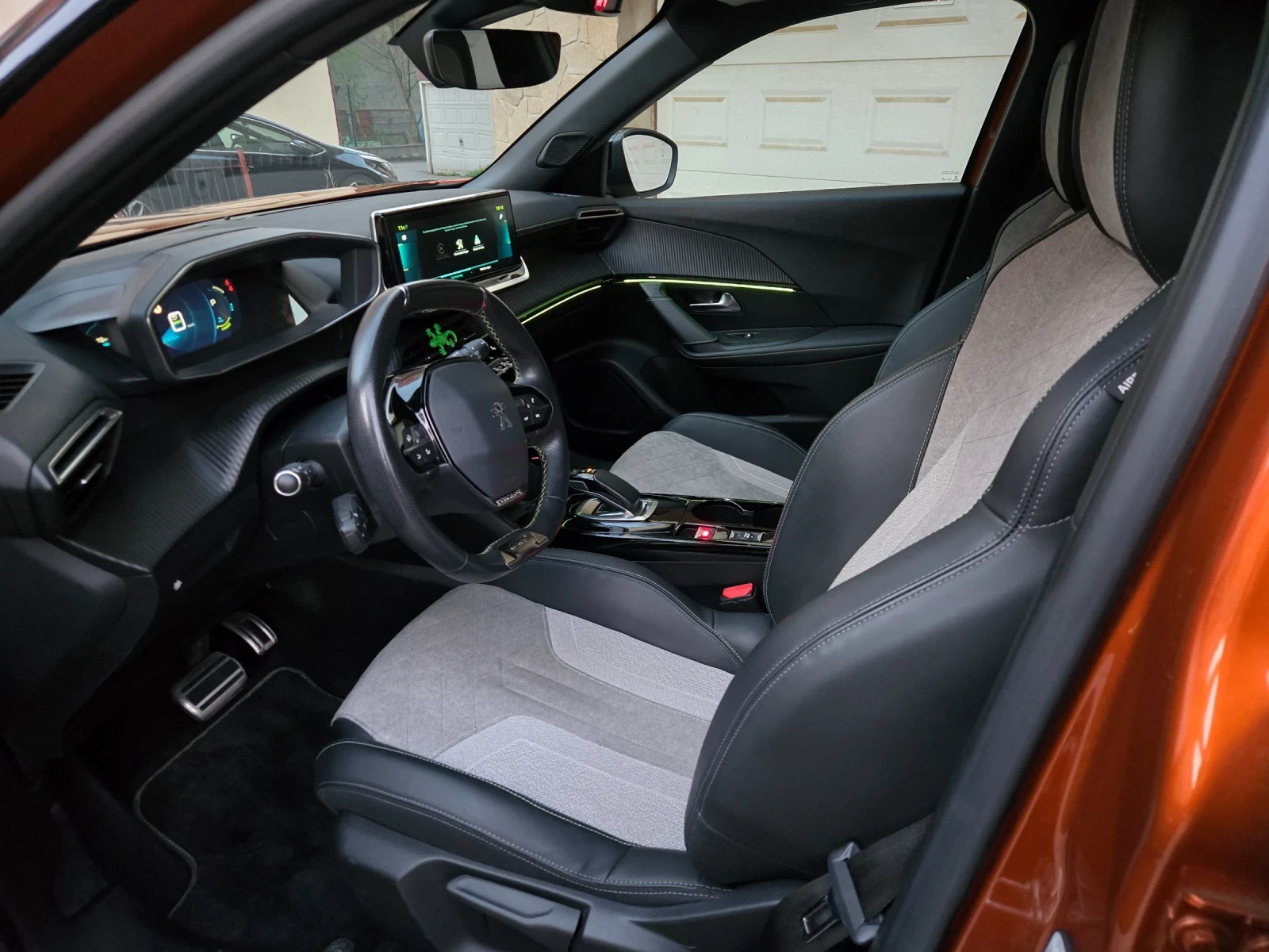 Peugeot 2008 GT | 28к км | ГАРАНЦИЯ 2029 | ЛИЗИНГ с 3% ЛИХВА, снимка 9 - Автомобили и джипове - 54196370