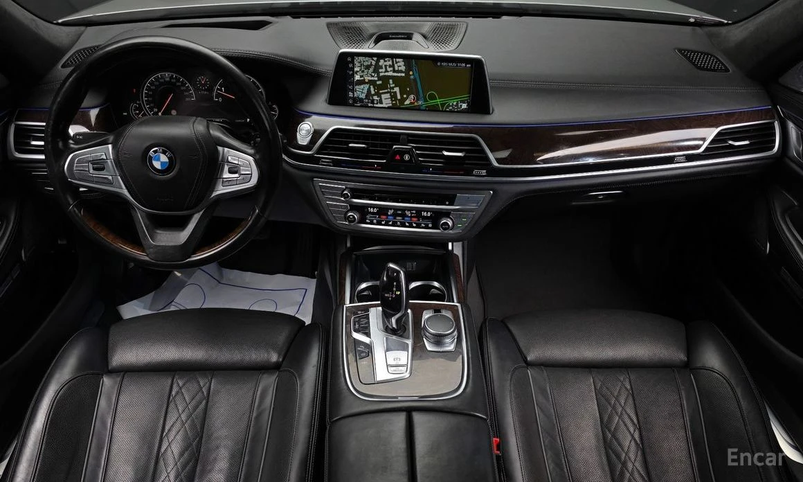 BMW 750 Li xDrive* BOWERS & WILKINS* HEAD-UP* 360 CAM* TV*, снимка 7 - Автомобили и джипове - 54241424