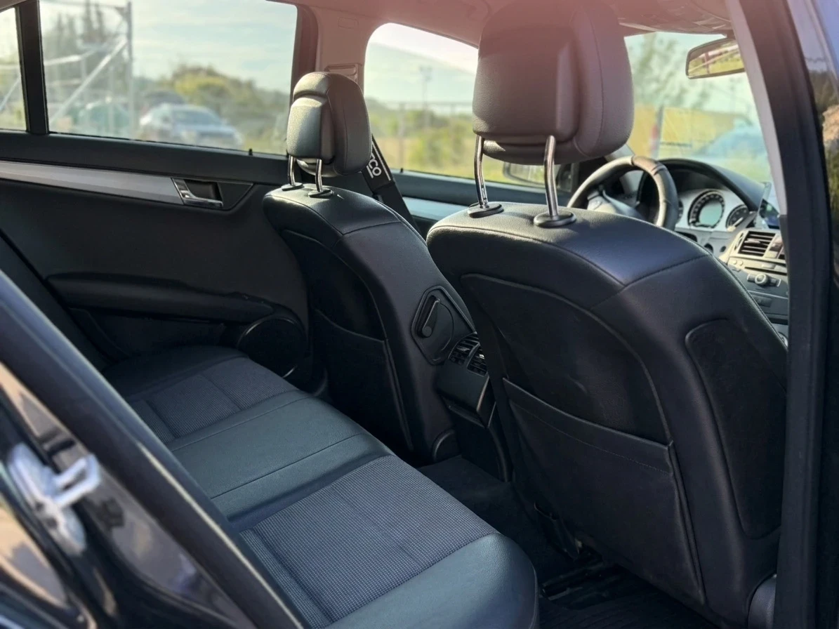 Mercedes-Benz C 220, снимка 7 - Автомобили и джипове - 54643554