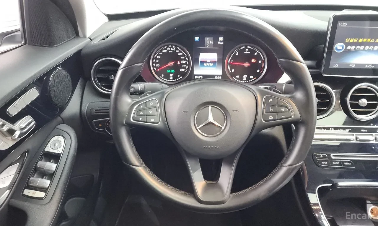 Mercedes-Benz C 200, снимка 12 - Автомобили и джипове - 54680402